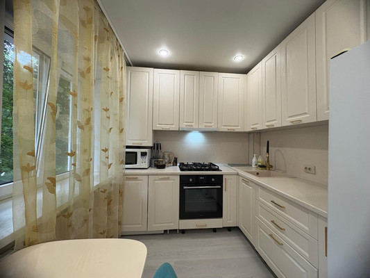 Купить 3-комнатную квартиру